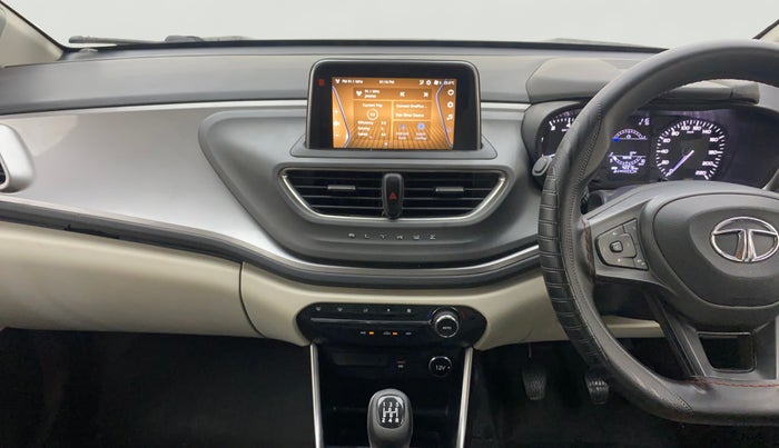 2022 Tata ALTROZ XZ PETROL, Petrol, Manual, 42,238 km, Air Conditioner
