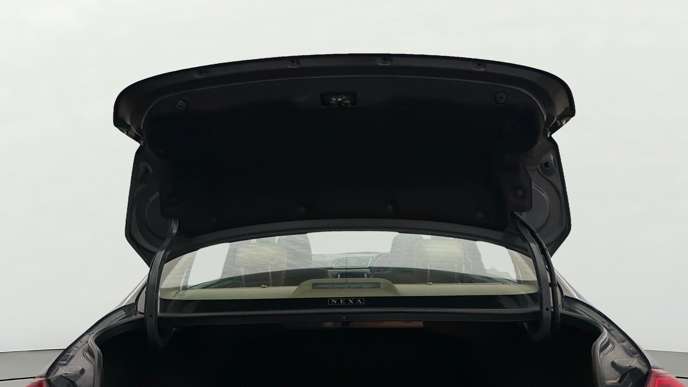 2024 Maruti Ciaz ALPHA  AT 1.5 SHVS PETROL, Petrol, Automatic, 42,080 km, Boot Door Open