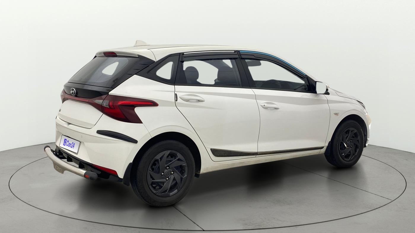 2022 Hyundai NEW I20 MAGNA 1.2 MT, Petrol, Manual, 26,768 km, Right Back Diagonal