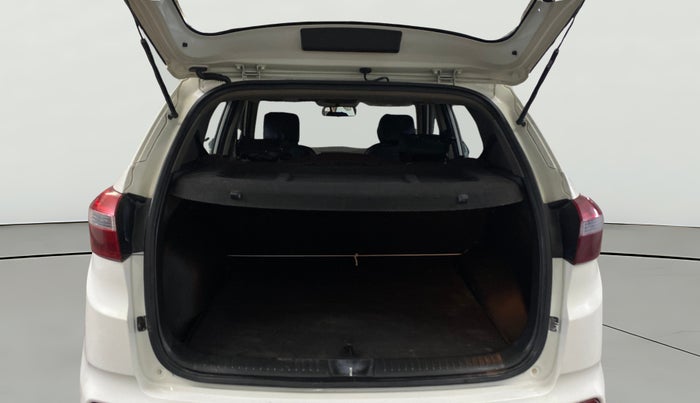 2016 Hyundai Creta SX PLUS 1.6 PETROL, Petrol, Manual, 1,05,447 km, Boot Open Zoomed View