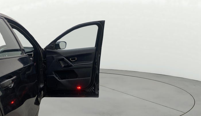 2022 Tata Harrier XZ PLUS 2.0L DARK EDITION, Diesel, Manual, 65,617 km, RHS Front Door