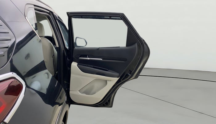 2021 KIA SONET HTX 1.0 IMT, Petrol, Manual, 39,156 km, RHS Rear Door