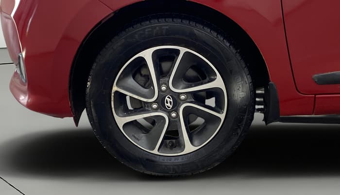 2017 Hyundai Grand i10 SPORTZ (O) AT 1.2 KAPPA VTVT, Petrol, Automatic, 61,109 km, Left Front Wheel