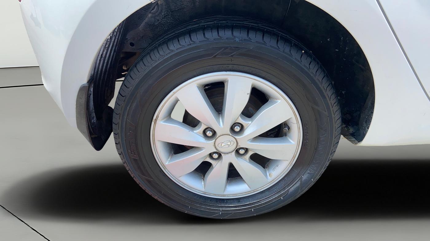 2013 Hyundai i20 ASTA 1.2, Petrol, Manual, 96,764 km, Right Rear Wheel