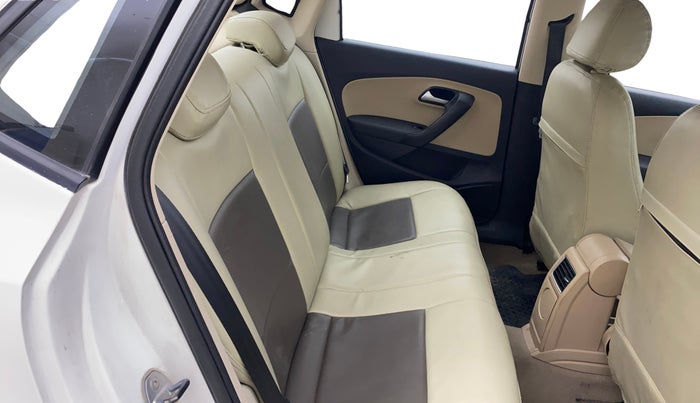 2017 Volkswagen Ameo HIGHLINE DSG 1.5 DIESEL , Diesel, Automatic, 1,00,607 km, Right Side Rear Door Cabin