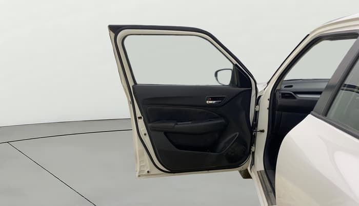 2020 Maruti Swift VXI, Petrol, Manual, 1,71,052 km, LHS Front Door