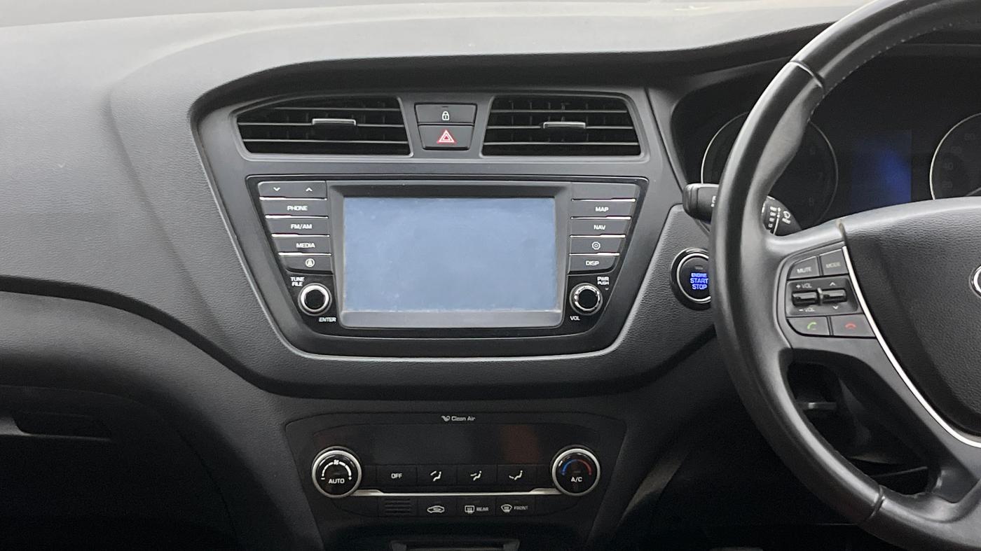 2017 Hyundai i20 Active 1.2 SX, Petrol, Manual, 63,751 km, Air Conditioner