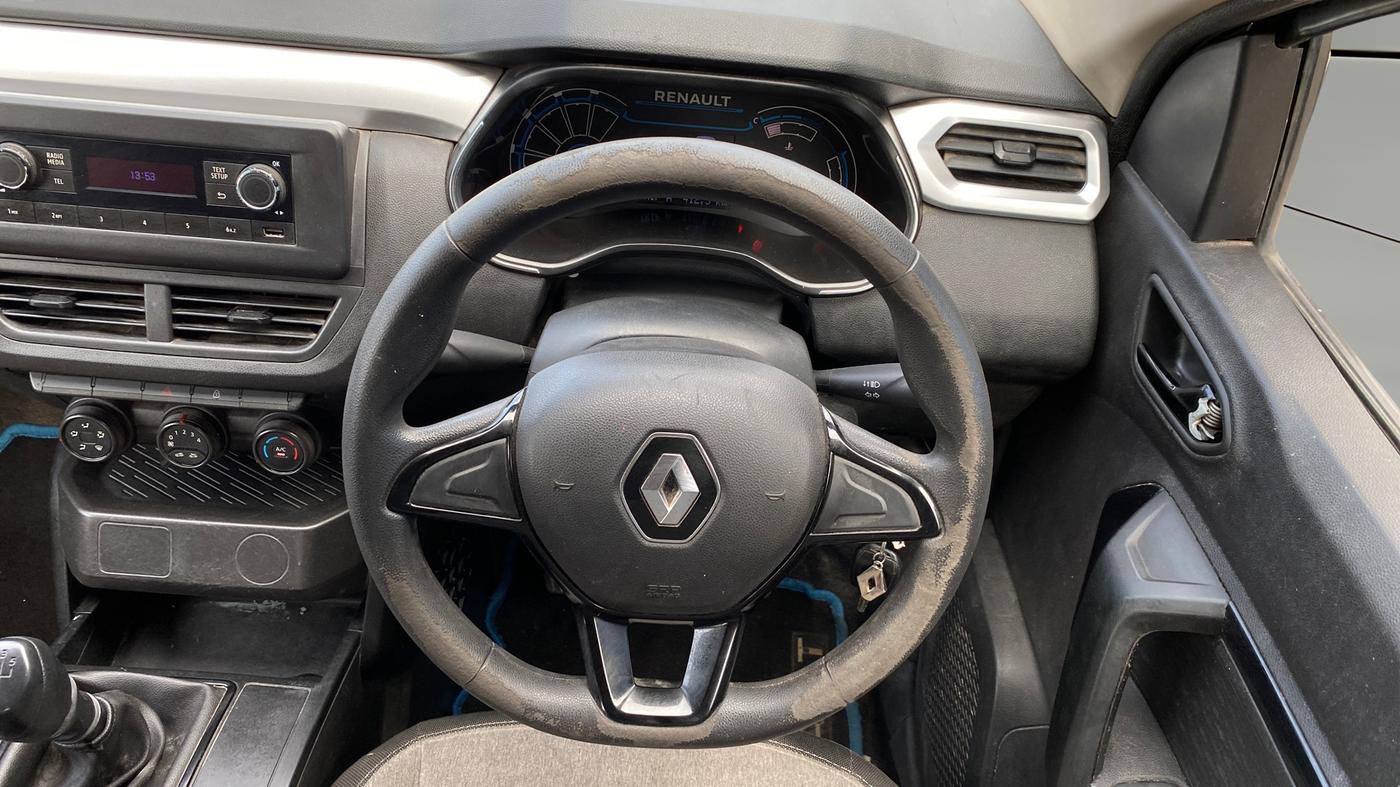 2021 Renault Kiger RXL MT, Petrol, Manual, 61,368 km, Steering Wheel Close Up