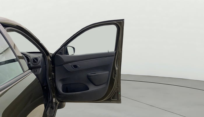 2021 Renault Kwid RXL 1.0 AMT, Petrol, Automatic, 13,208 km, RHS Front Door