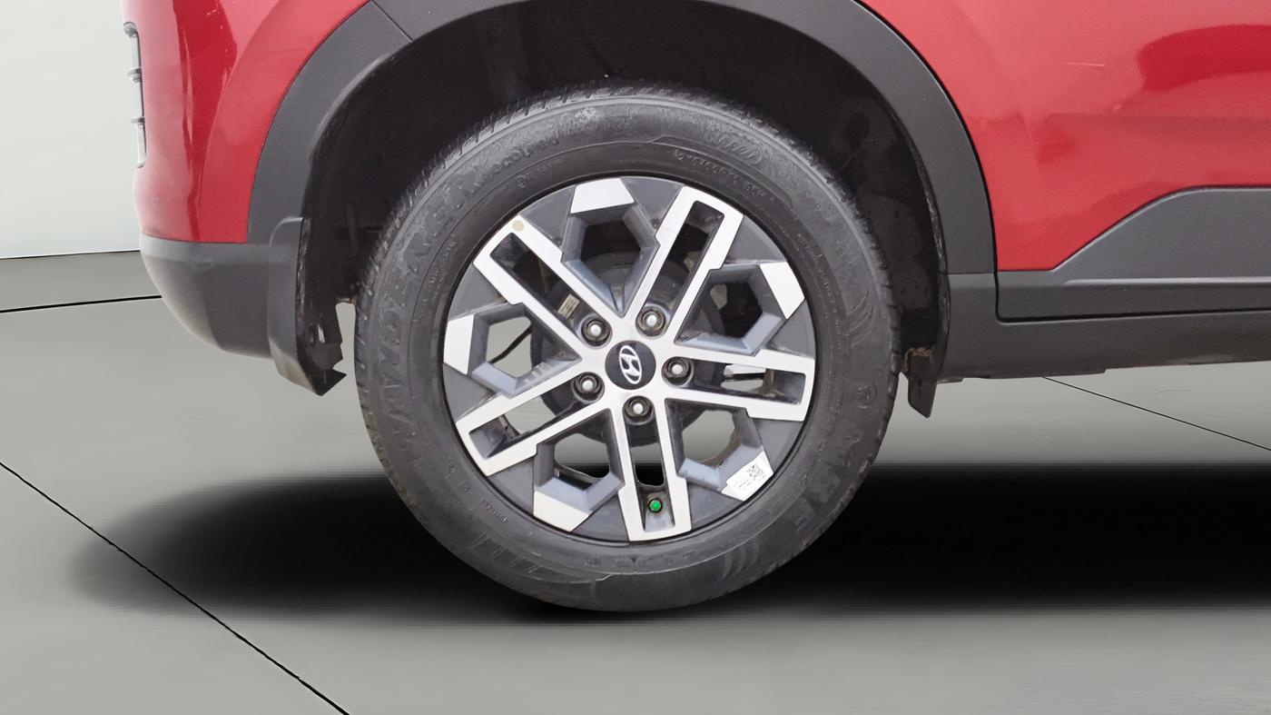 2023 Hyundai VENUE SX (O) 1.0 TURBO DCT, Petrol, Automatic, 19,423 km, Right Rear Wheel