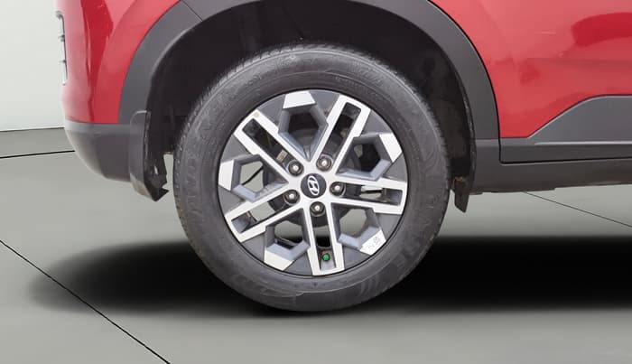 2023 Hyundai VENUE SX (O) 1.0 TURBO DCT, Petrol, Automatic, 19,423 km, Right Rear Wheel
