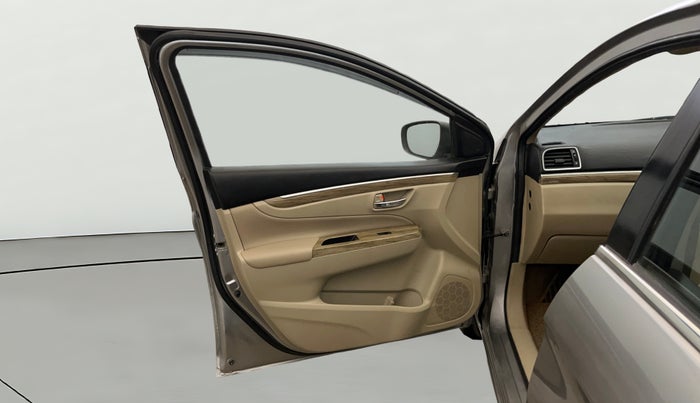 2020 Maruti Ciaz ALPHA 1.5 SHVS PETROL, Petrol, Manual, 31,922 km, LHS Front Door