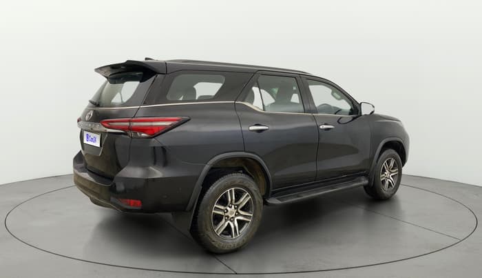 2021 Toyota Fortuner 2.8 4X2 MT, Diesel, Manual, 79,874 km, Right Back Diagonal