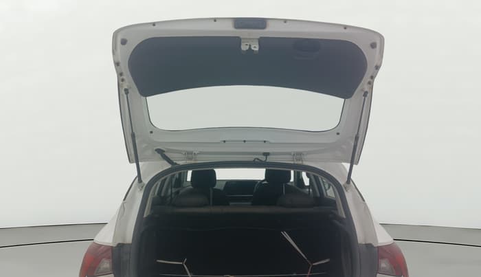 2022 Hyundai NEW I20 ASTA (O) 1.2 MT, Petrol, Manual, 34,455 km, Boot Door Open