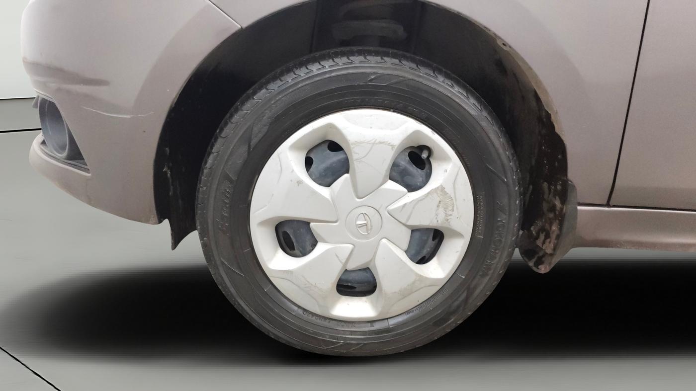 2018 Tata Tiago XTA PETROL, Petrol, Automatic, 86,397 km, Left Front Wheel