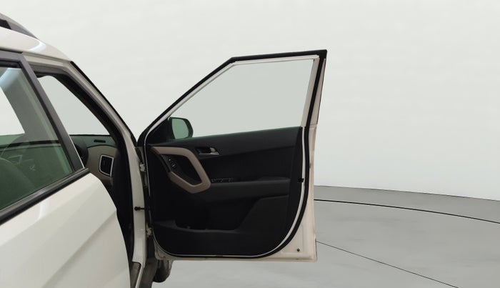 2017 Hyundai Creta SX PLUS 1.6 PETROL, Petrol, Manual, 45,389 km, RHS Front Door