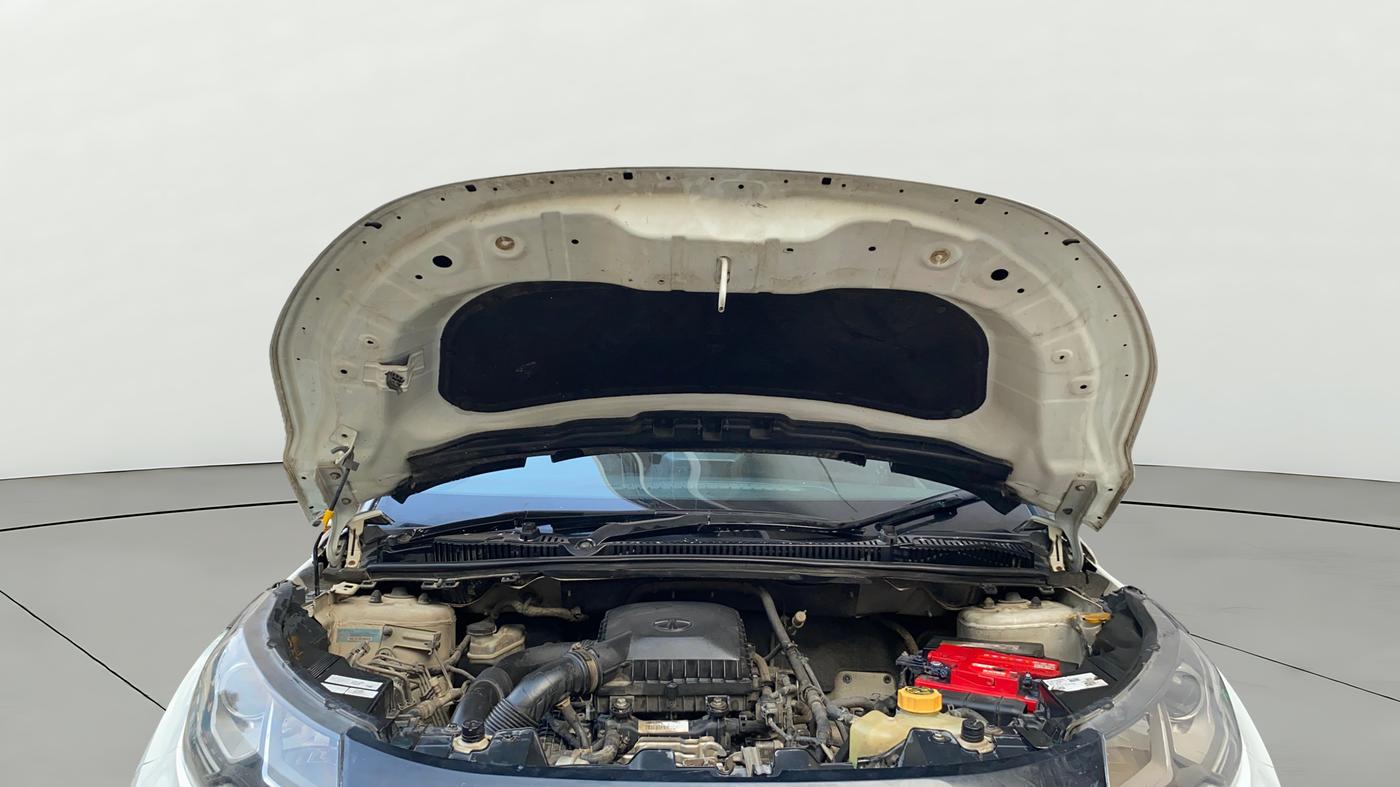 2020 Tata NEXON XZ PLUS PETROL, Petrol, Manual, 1,21,183 km, Open Bonet