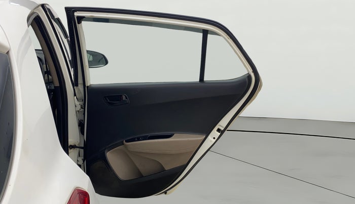 2017 Hyundai Grand i10 MAGNA 1.2 KAPPA VTVT, CNG, Manual, 65,305 km, RHS Rear Door