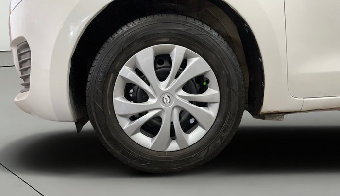 2020 Maruti Swift LXI, Petrol, Manual, 36,291 km, Left Front Wheel