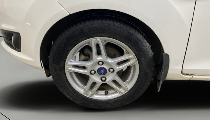 2015 Ford Fiesta TITANIUM DIESEL, Diesel, Manual, 58,007 km, Left Front Wheel