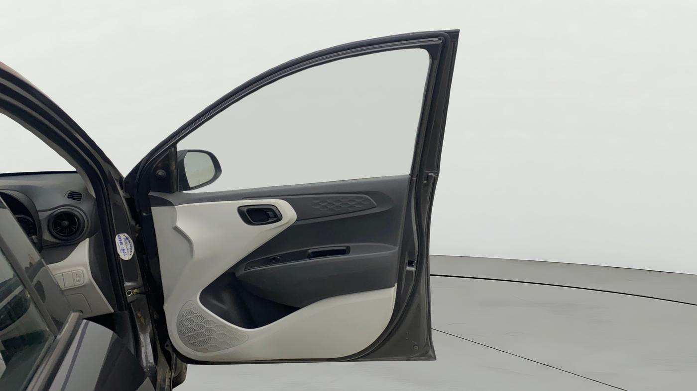 2023 Hyundai GRAND I10 NIOS ERA 1.2 KAPPA VTVT, Petrol, Manual, 6,653 km, RHS Front Door