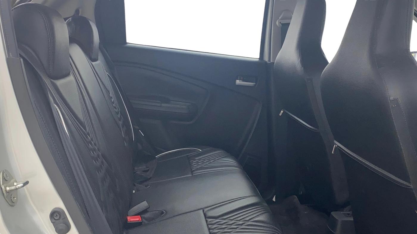 2023 Maruti Celerio VXI, Petrol, Manual, 31,185 km, Right Side Rear Door Cabin