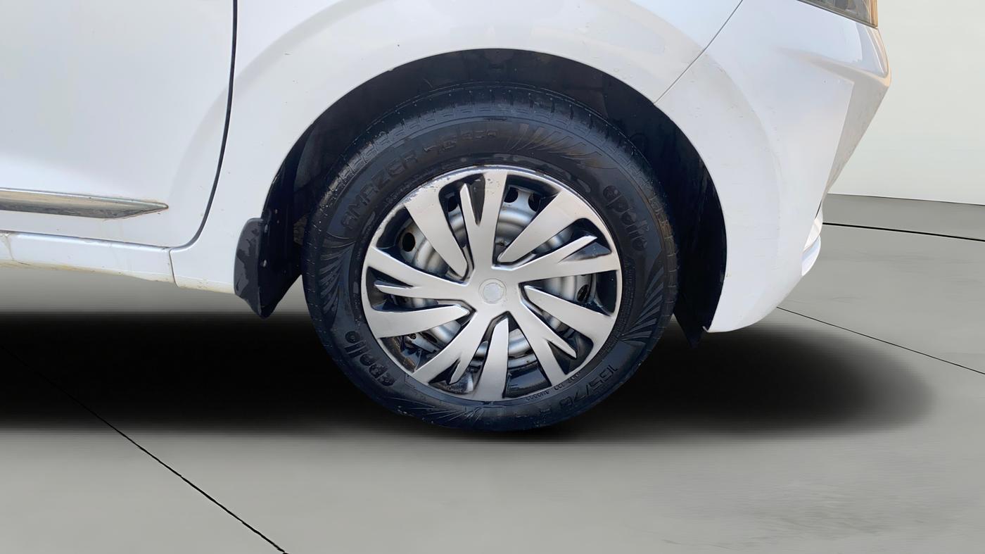 2021 Hyundai GRAND I10 NIOS ERA 1.2 KAPPA VTVT, Petrol, Manual, 36,367 km, Right Front Wheel