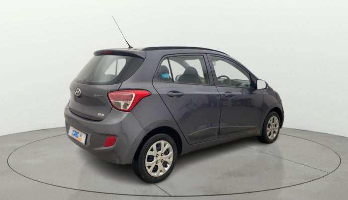 2016 Hyundai Grand i10 SPORTZ 1.2 KAPPA VTVT, Petrol, Manual, 79,534 km, Right Back Diagonal