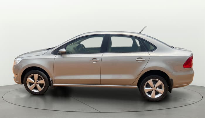 2016 Skoda Rapid AMBITION 1.6 MPI MT, Petrol, Manual, 85,761 km, Left Side