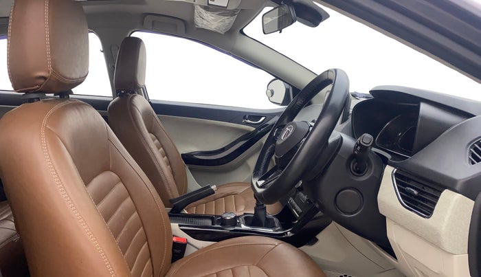 2021 Tata NEXON XZ PLUS PETROL SUNROOF, Petrol, Manual, 39,830 km, Right Side Front Door Cabin