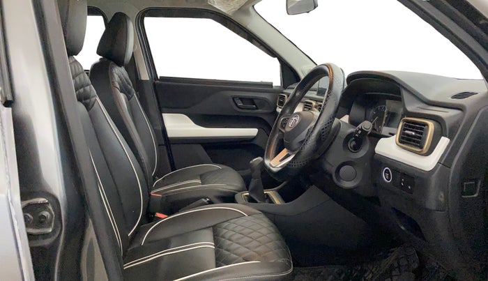 2022 Tata PUNCH ACCOMPLISHED MT, Petrol, Manual, 11,764 km, Right Side Front Door Cabin