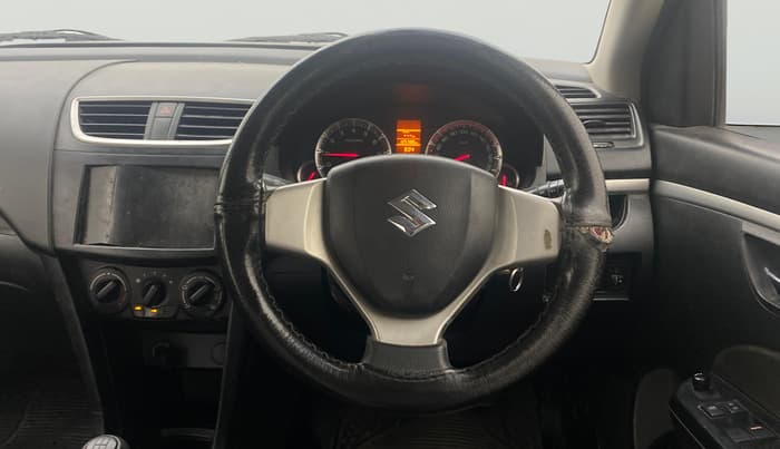 2013 Maruti Swift VXI, Petrol, Manual, 1,25,352 km, Steering Wheel Close Up