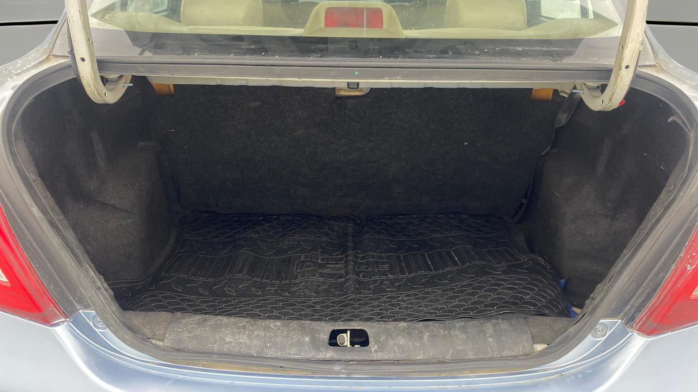 2013 Maruti Swift Dzire VXI, Petrol, Manual, 86,981 km, Boot Open Zoomed View