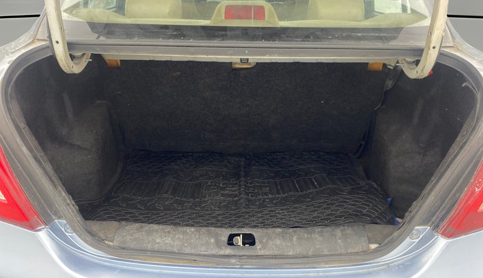 2013 Maruti Swift Dzire VXI, Petrol, Manual, 86,981 km, Boot Open Zoomed View