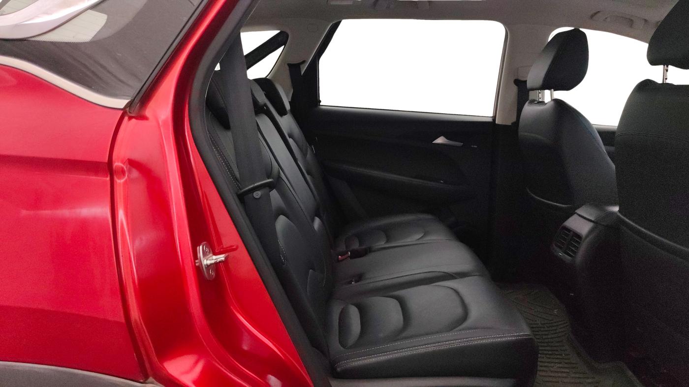 2019 MG HECTOR SHARP 1.5 DCT PETROL, Petrol, Automatic, 1,36,011 km, Right Side Rear Door Cabin