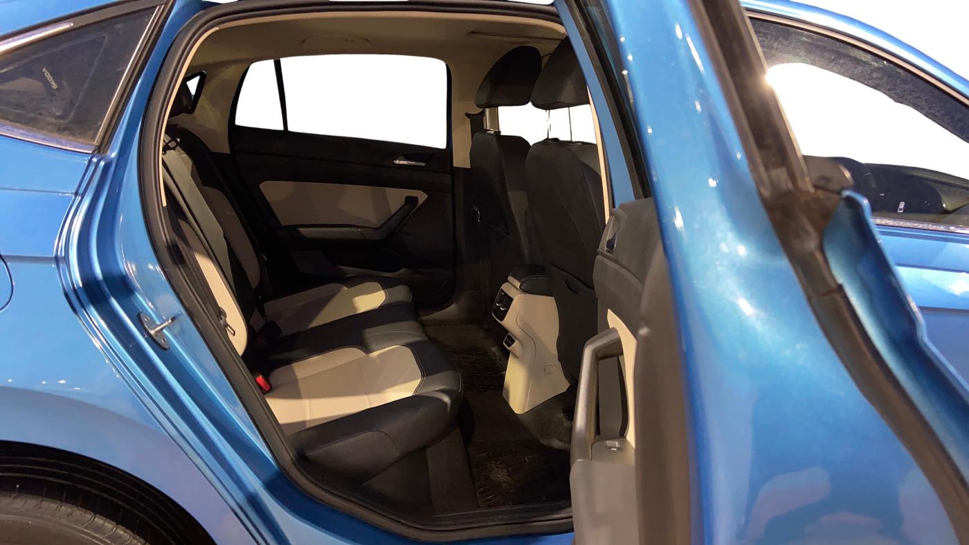 2022 Skoda SLAVIA STYLE 1.5L TSI DSG, Petrol, Automatic, 69,671 km, Right Side Rear Door Cabin