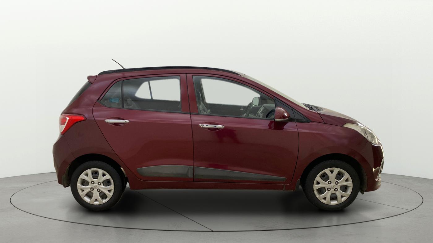 2013 Hyundai Grand i10 SPORTZ 1.2 KAPPA VTVT, Petrol, Manual, 66,349 km, Right Side View
