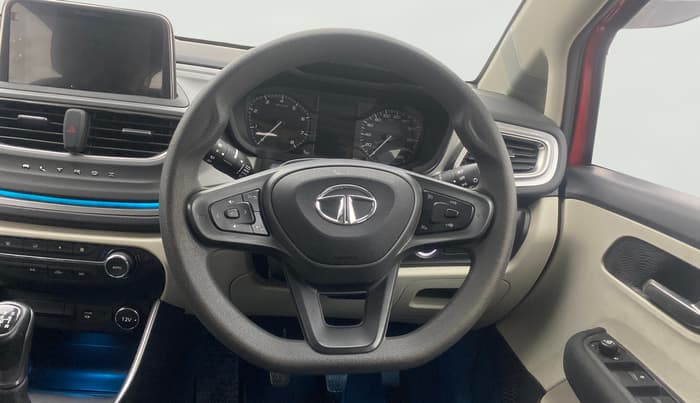 2023 Tata ALTROZ XZ PETROL, Petrol, Manual, 10,186 km, Steering Wheel Close Up