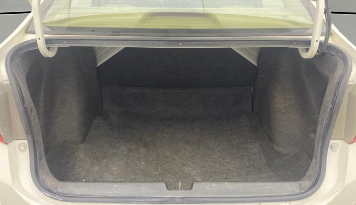 2016 Honda City 1.5L I-VTEC SV CVT, Petrol, Automatic, 78,342 km, Boot Open Zoomed View