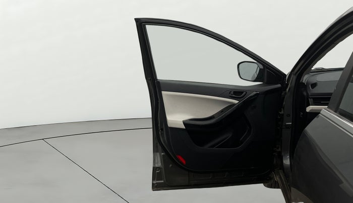 2025 Tata Curvv Pure Plus 1.2 Petrol 6MT, Petrol, Manual, 663 km, LHS Front Door