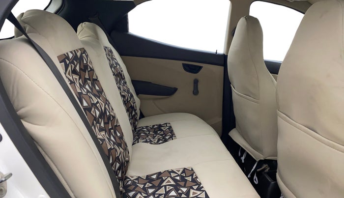 2014 Hyundai Eon ERA +, Petrol, Manual, 70,479 km, Right Side Rear Door Cabin