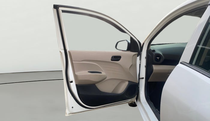 2020 Hyundai NEW SANTRO SPORTZ MT, Petrol, Manual, 39,701 km, LHS Front Door