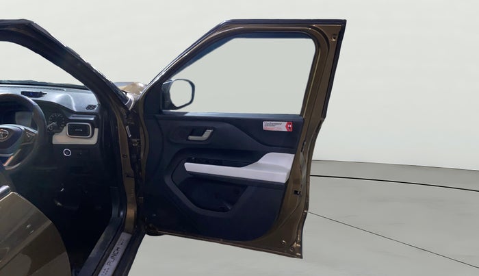 2023 Tata PUNCH CREATIVE  AMT, Petrol, Automatic, 11,807 km, RHS Front Door