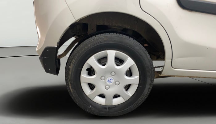 2016 Maruti Alto 800 LXI, Petrol, Manual, 1,09,996 km, Right Rear Wheel