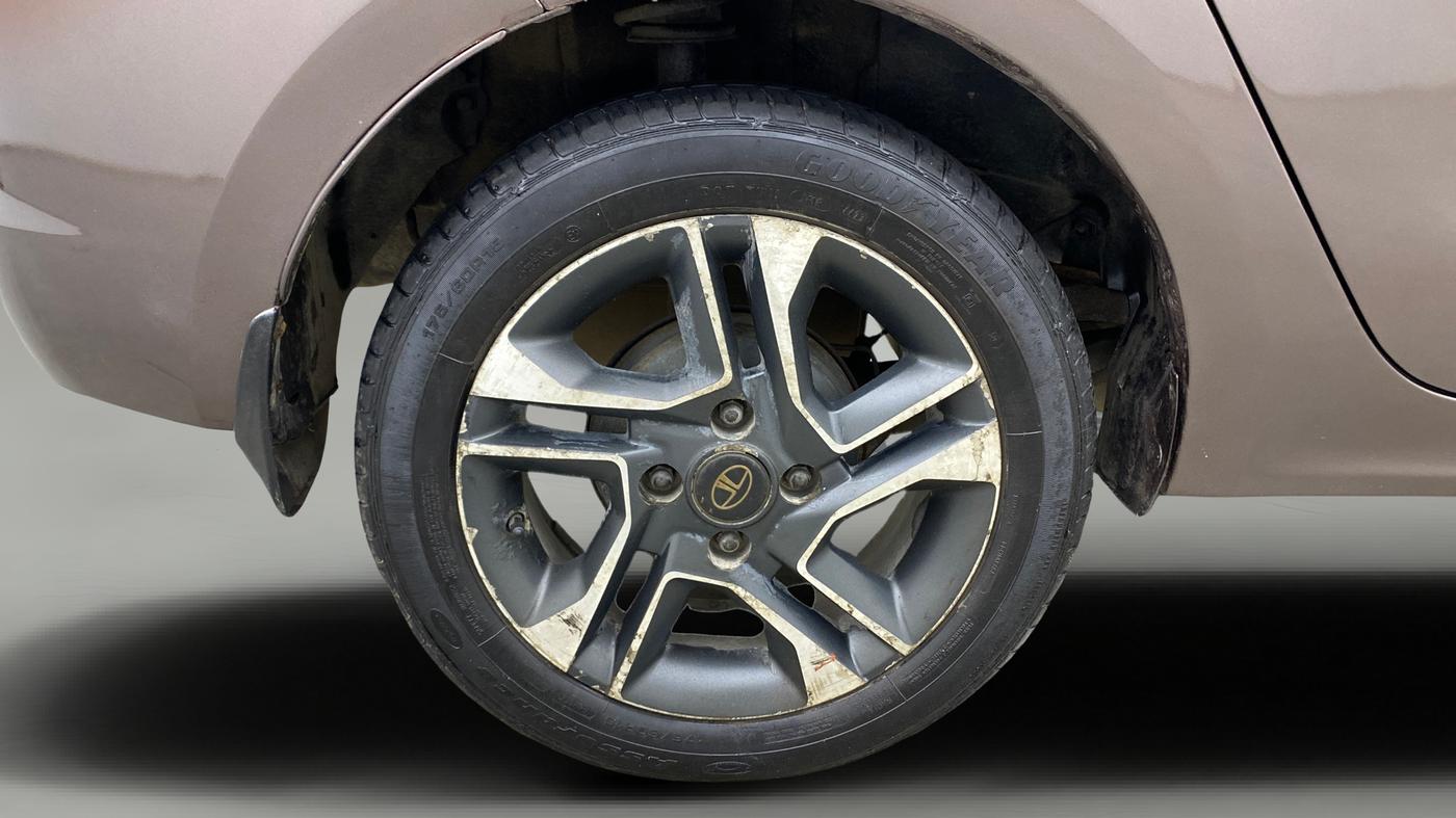 2017 Tata TIGOR XZ (O) PETROL, Petrol, Manual, 87,105 km, Right Rear Wheel