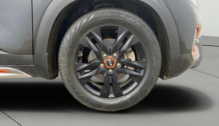 2021 KIA SELTOS HTX ANNIVERSARY EDITION 1.5 PETROL IVT, Petrol, Automatic, 68,287 km, Right Front Wheel