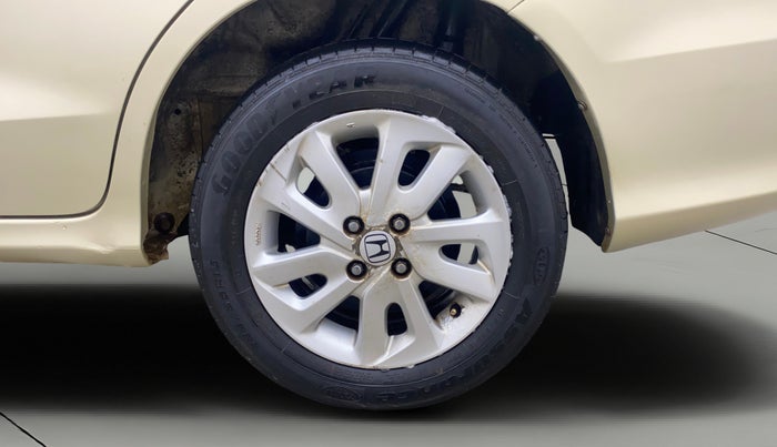 2015 Honda Mobilio 1.5L I-DTEC V, Diesel, Manual, 85,893 km, Left Rear Wheel