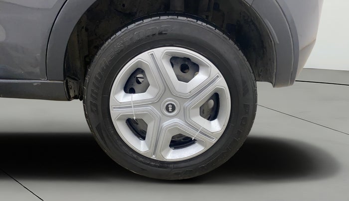 2018 Tata NEXON XE DIESEL, Diesel, Manual, 61,900 km, Left Rear Wheel