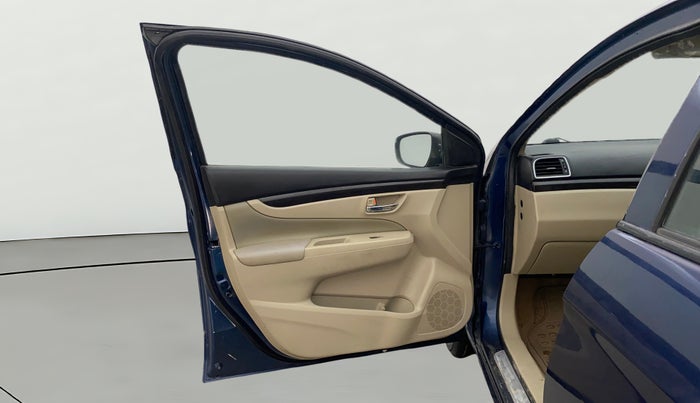 2018 Maruti Ciaz ZETA DIESEL 1.3, Diesel, Manual, 99,587 km, LHS Front Door