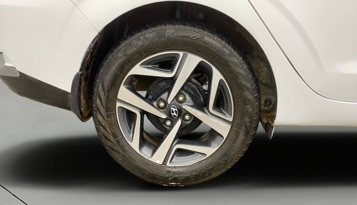 2021 Hyundai AURA SX 1.2, Petrol, Manual, 1,16,017 km, Right Rear Wheel